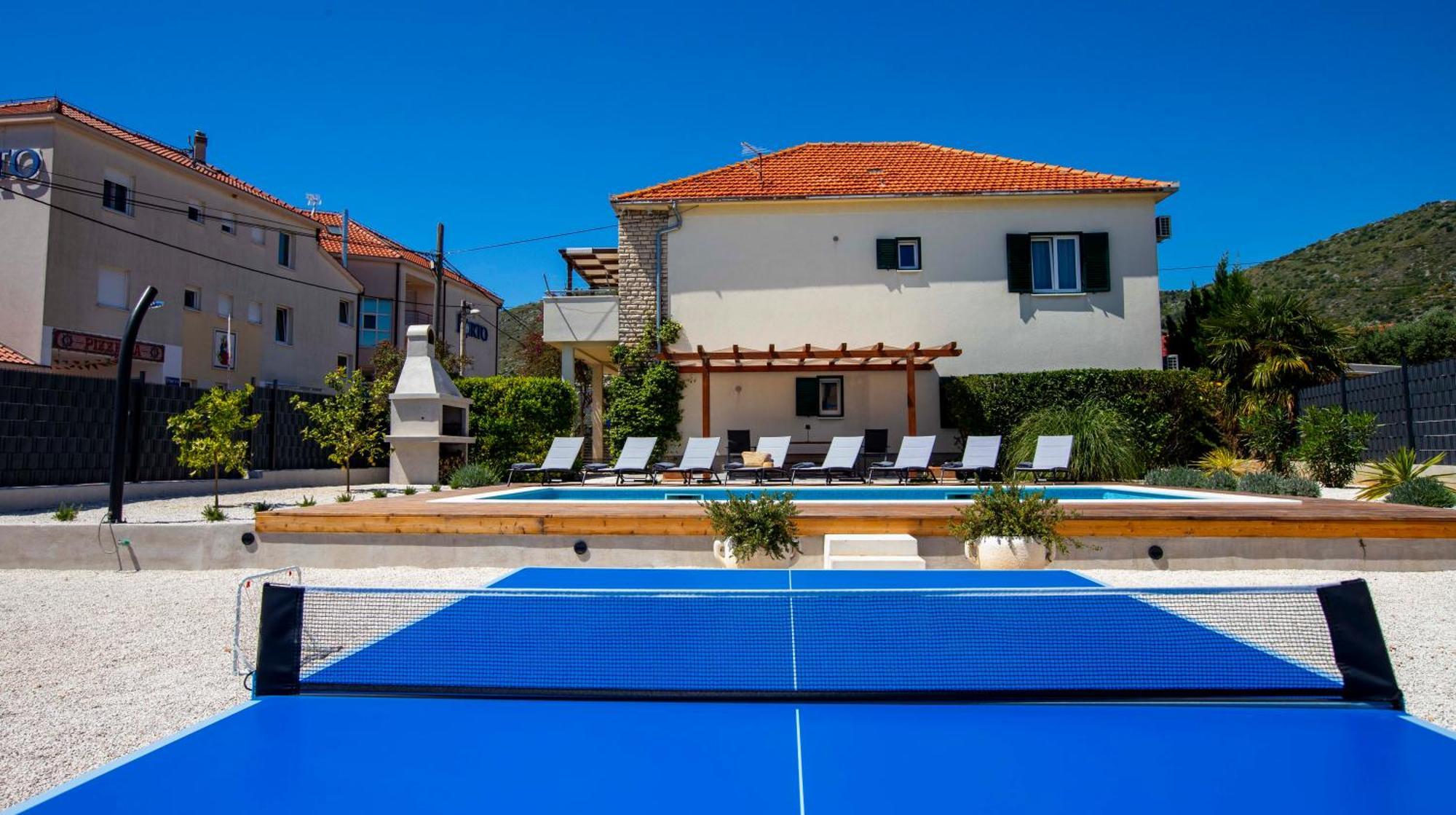 تروغير Apartment Laura المظهر الخارجي الصورة