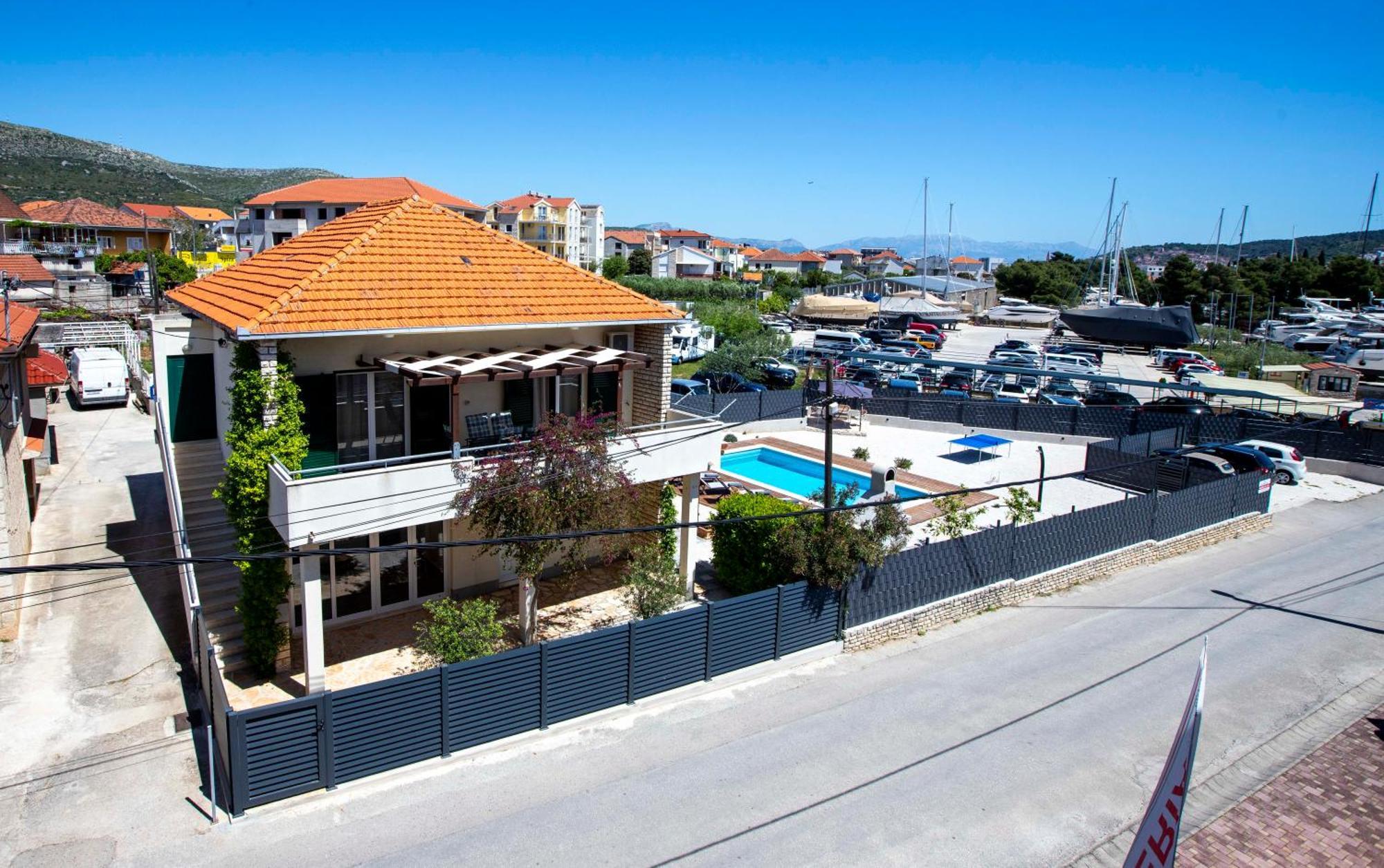 تروغير Apartment Laura المظهر الخارجي الصورة